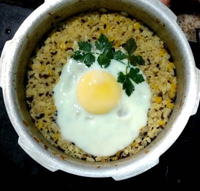 Healthy one pot brown rice with egg